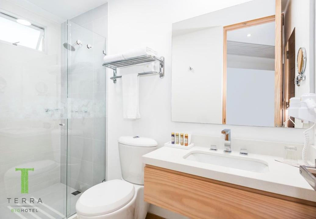 Terra Biohotel Medellin Bagian luar foto