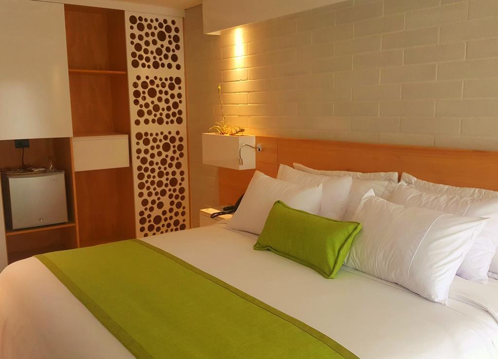 Terra Biohotel Medellin Bagian luar foto