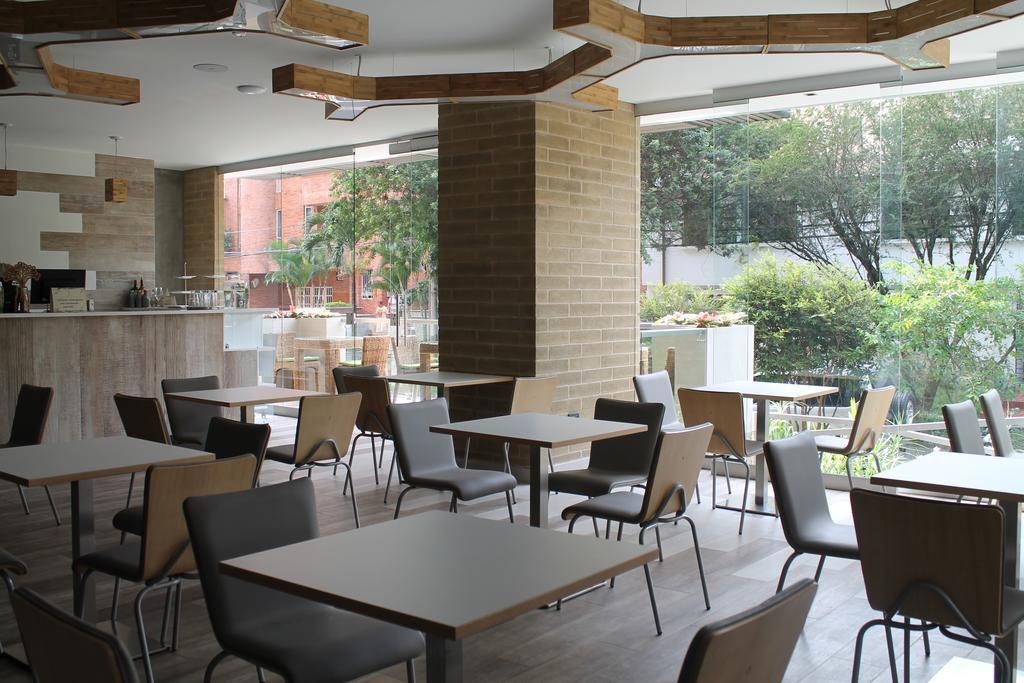 Terra Biohotel Medellin Bagian luar foto