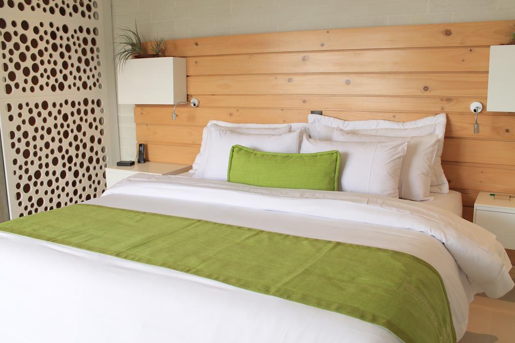 Terra Biohotel Medellin Bagian luar foto