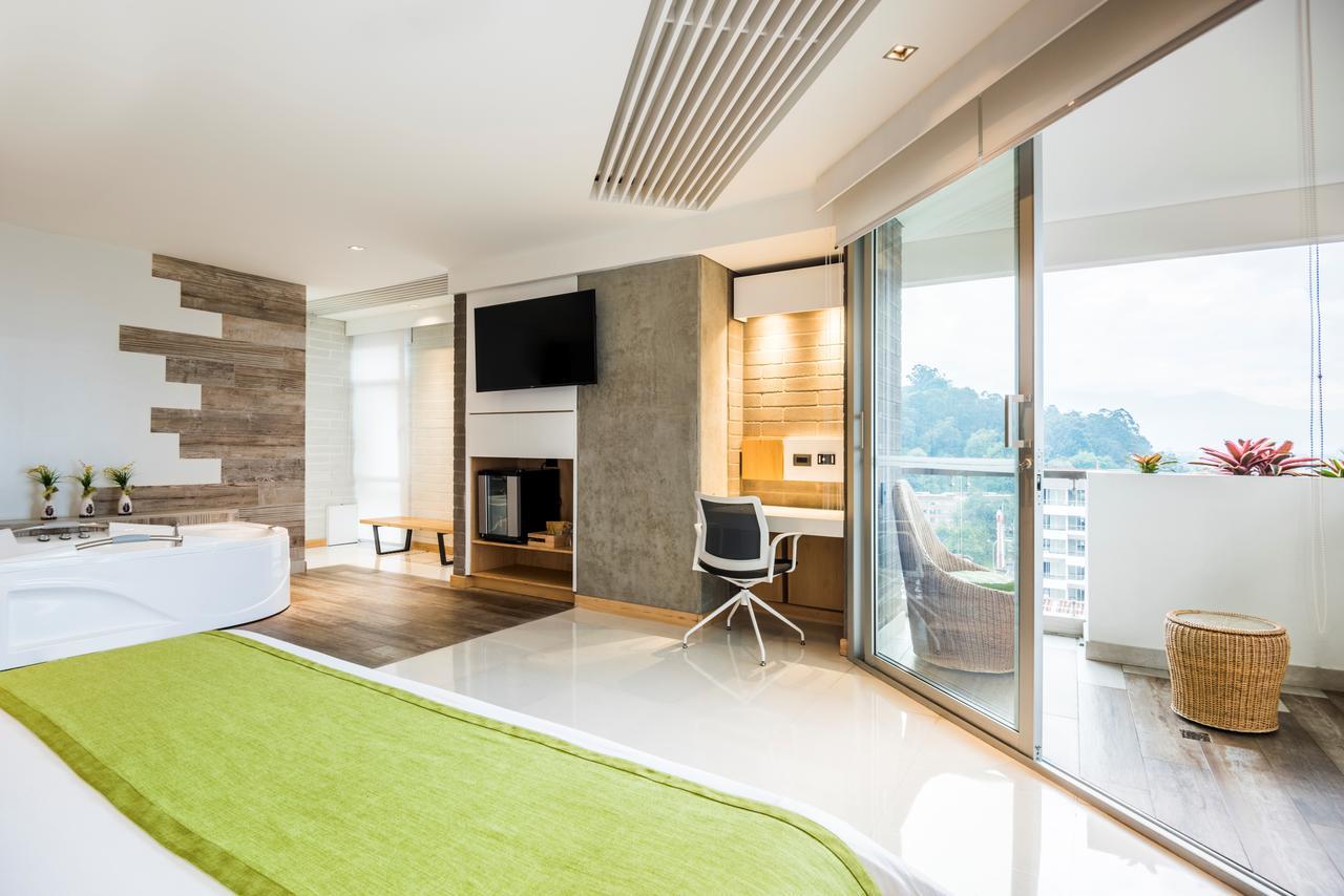 Terra Biohotel Medellin Bagian luar foto