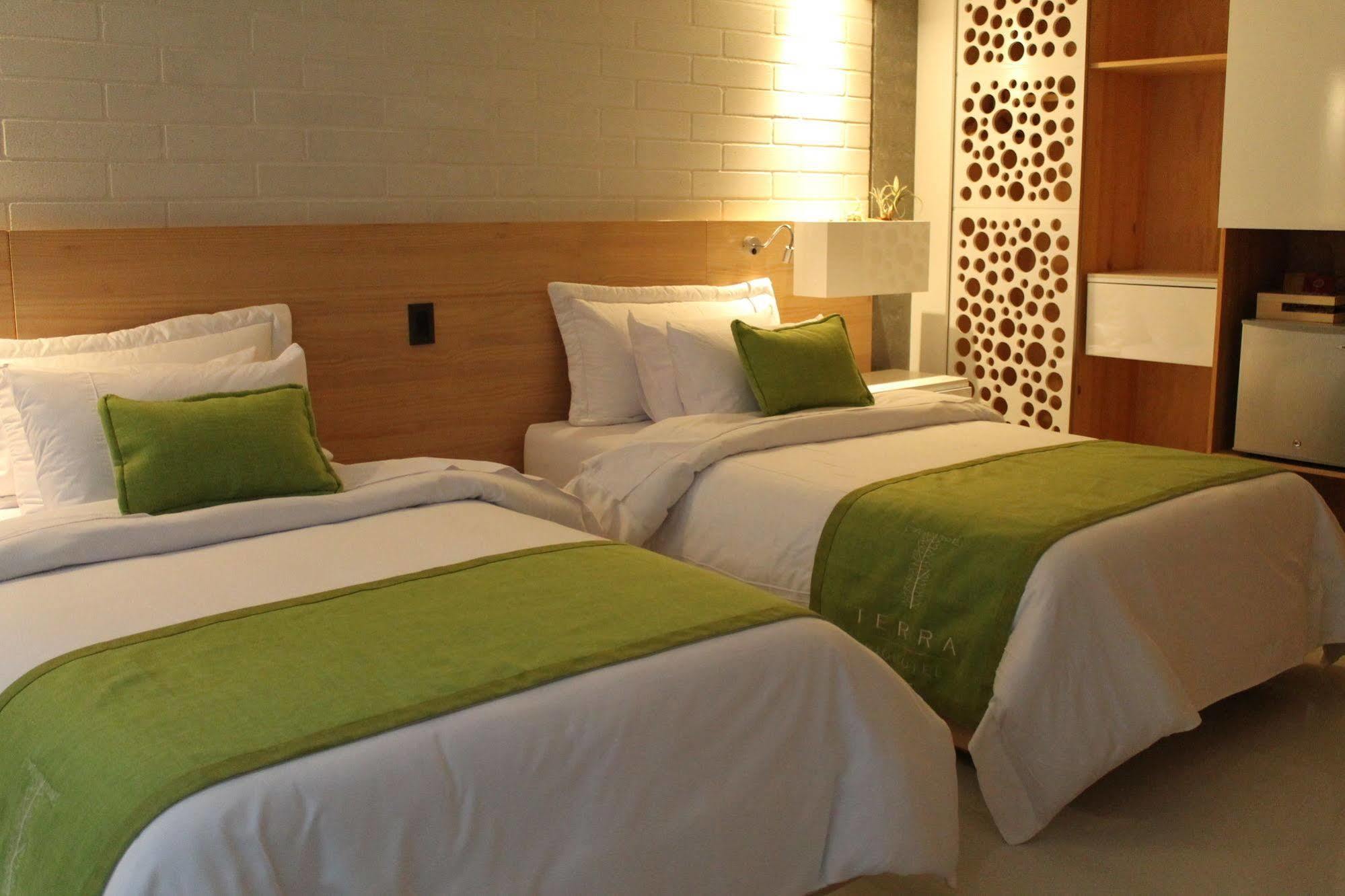 Terra Biohotel Medellin Bagian luar foto
